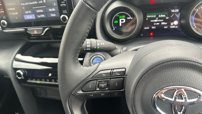 Toyota Yaris Cross 1.5 Hybrid Icon 5dr CVT Hybrid Estate